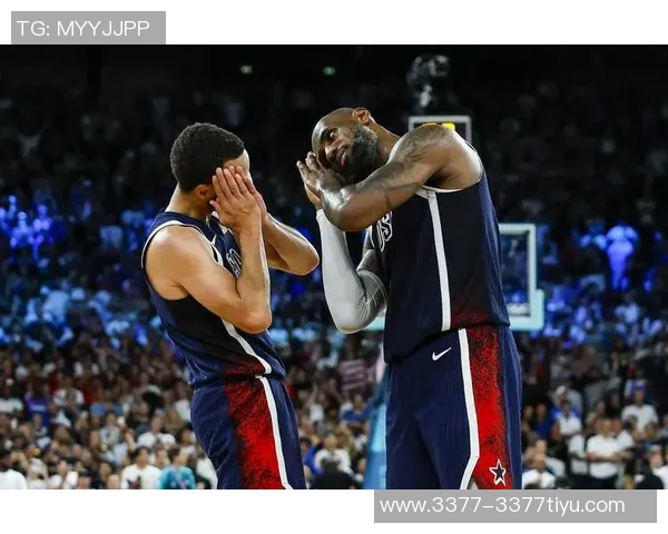 小里弗斯称赞克莱传奇地位现阶段只为热爱篮球而战