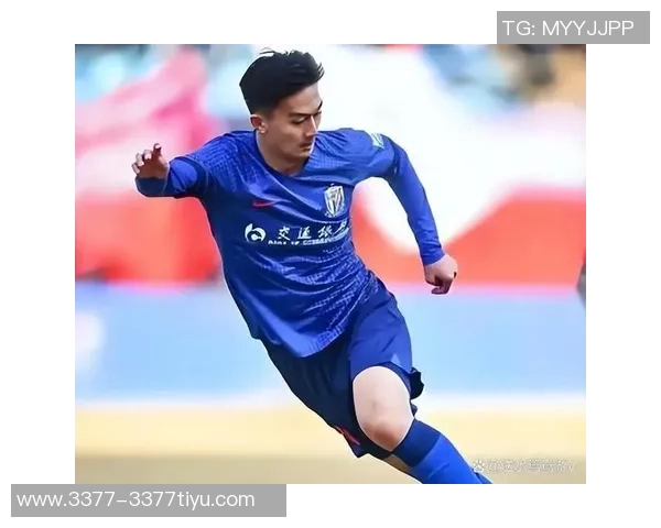 29岁海港中场茹萨宣布自由身加盟成都蓉城正式签约