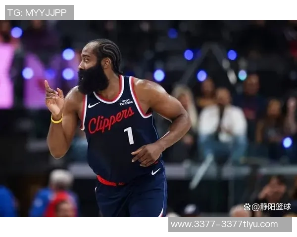 哈登36岁依然拼搏场均出战38分钟展现不屈精神如同地主家的驴