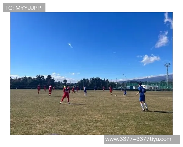 上海海港B队在昆明海埂基地圆满结束为期三周的冬训活动